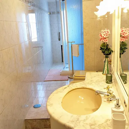 Alma Vacation Piranesi Apartment *